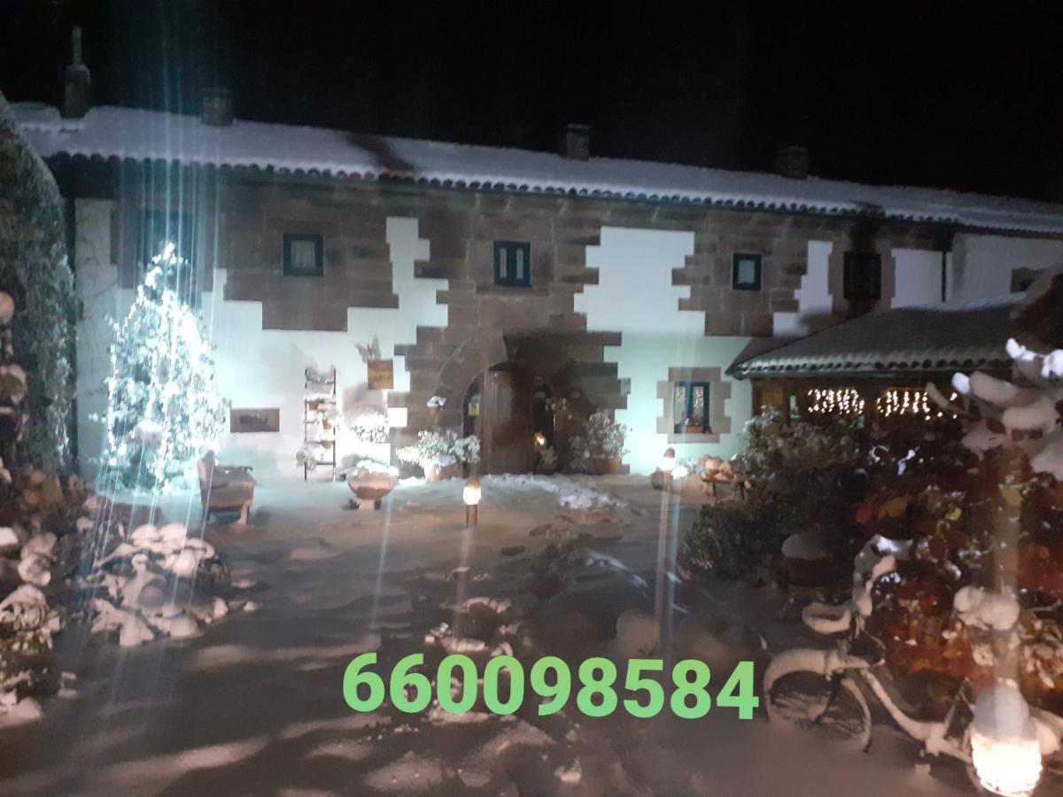 Hotel La Casona De Barrio, Alto Campoo Barrio  Eksteriør billede