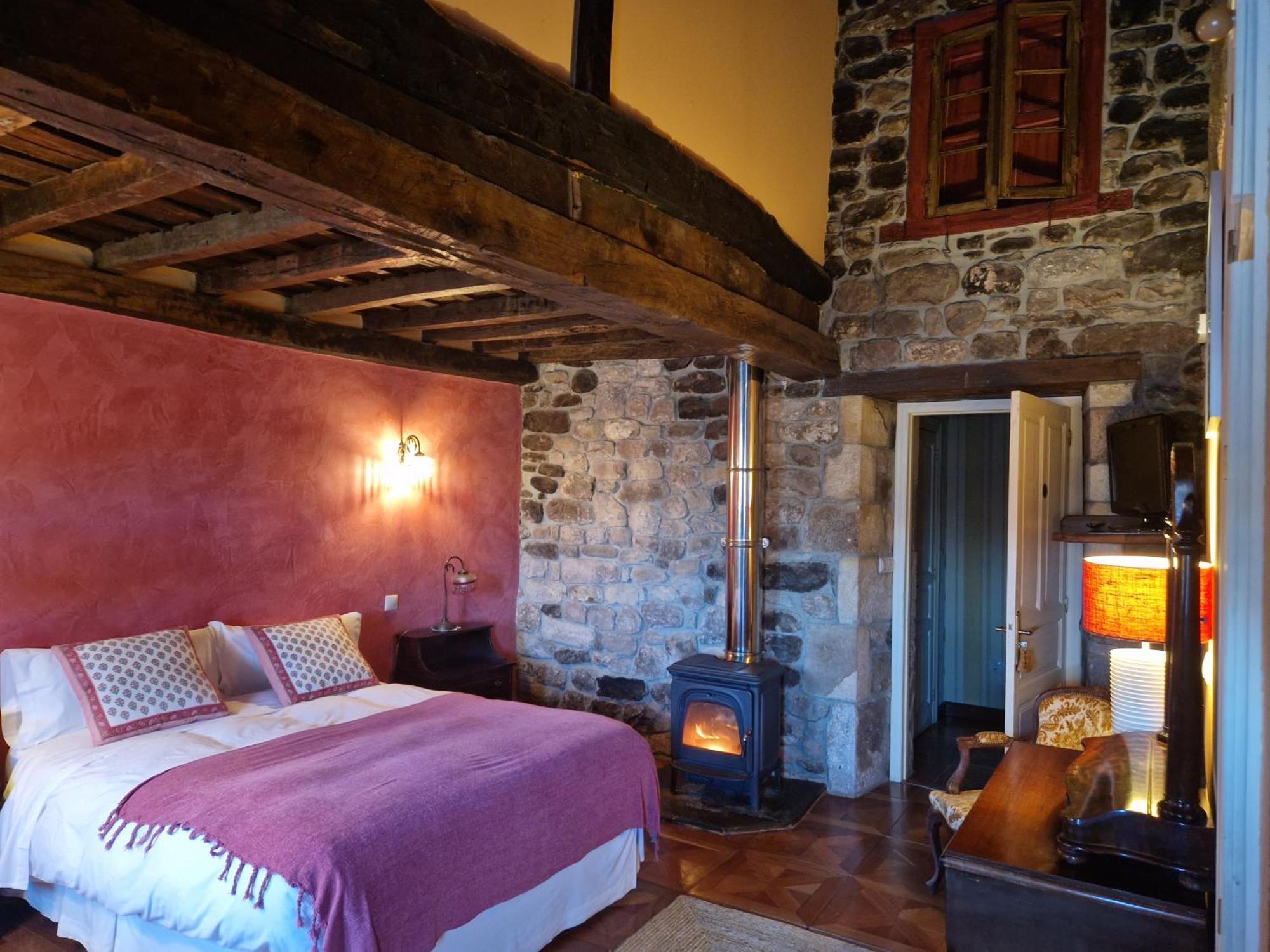 Hotel La Casona De Barrio, Alto Campoo Barrio  Eksteriør billede